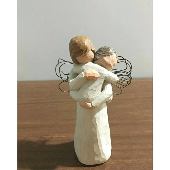 Willow Tree ANGEL'S EMBRACE FIGURINE BABY MOM KID